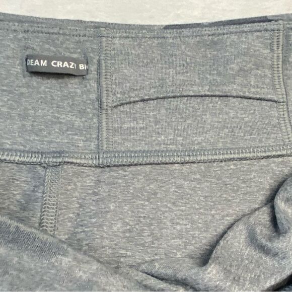 ATHLETA GIRLS CAMO LEGGINGS - Picture 6 of 8